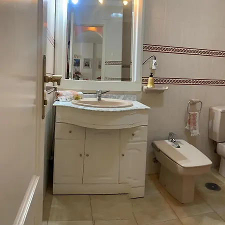 Views To The Infinite Sea In Cristianos Apartament